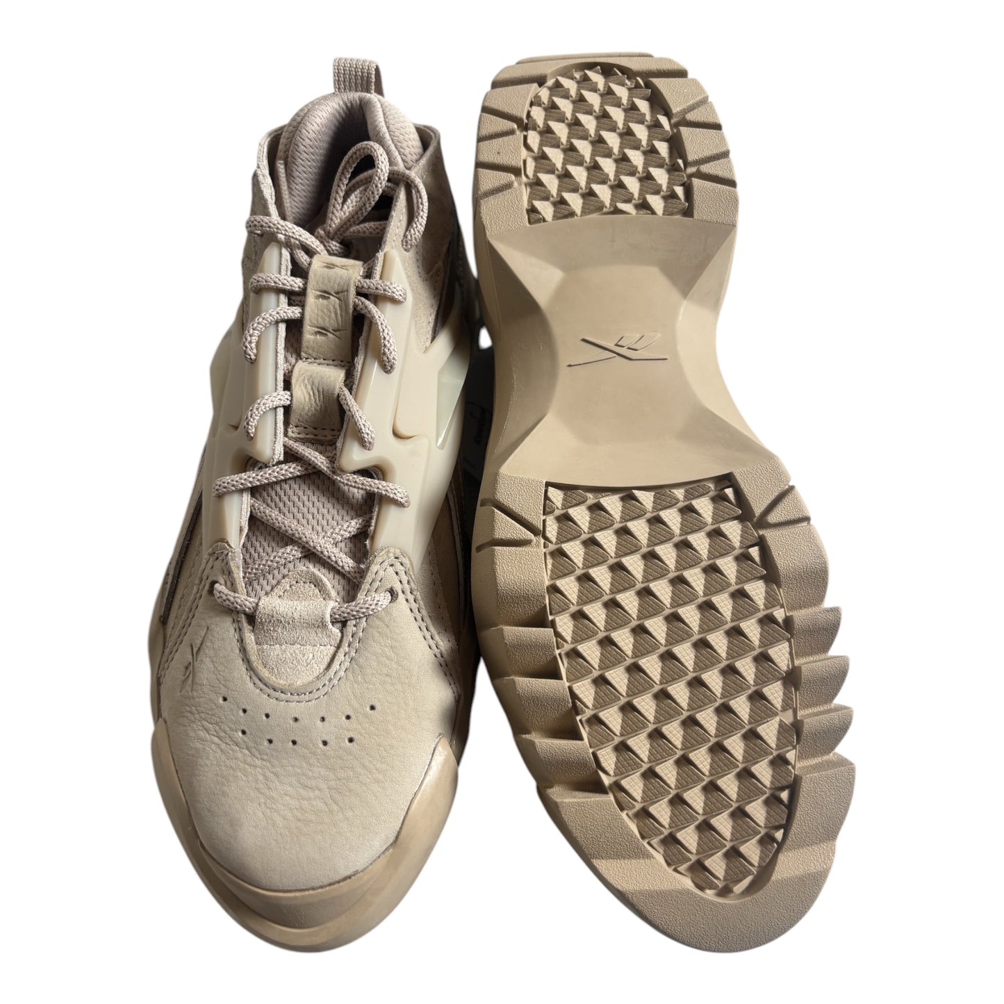 Reebok Club C Cardi V2 – Beige (Größe 42)