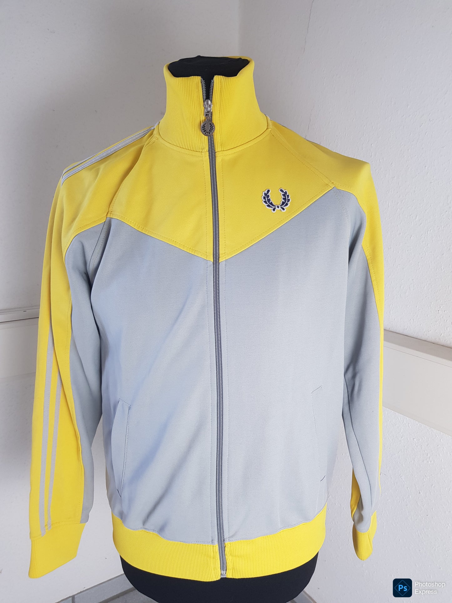Fred Perry Jacke Gr. S