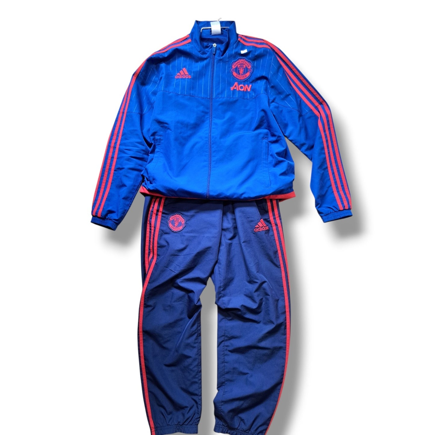 Manchester United Tracksuit Gr M