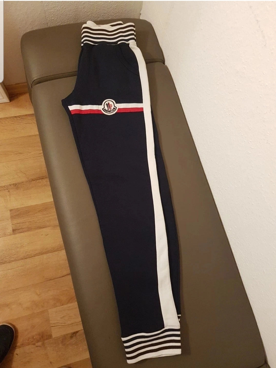 Moncler Jogger Gr.S